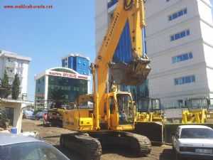 HYUNDAİ 210 LC7 EKSKAVATÖR 2005 MODEL 20 TON