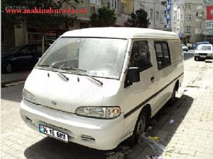 2 El Hyundai H-100 Panelvan 2000 Model