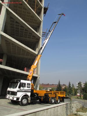 KOMBASSAN ACAR 75TON-MT KATLANIR MOBIL VINC 5+2 TELESKOPIK BOMLU