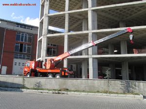 75 Ton Metre 3 Teleskopik Bomlu 22 Metre Araç Kurtarma Vinci