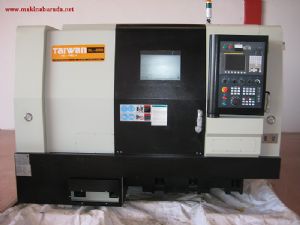 CNC TORNA TEZGAHI YATELİ 10 INC