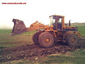 SAHİBİNDEN KİRALIK 420 KOMATSU LASTİKLİ LODER YÜKLEYİCİ