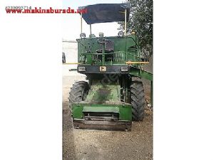 1982 Model 855 John Deere Acil