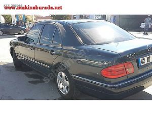 1997 Model Mercedes  E 200  2. El Araba