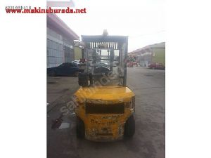  3 Tonluk 2000 Model  Çukurova Forklift