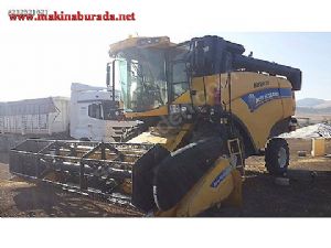 Temiz 2012  New Holland CX 6080 Biçerdöver