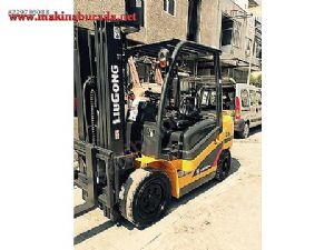 2012 Model 3500 Kg Forklift 