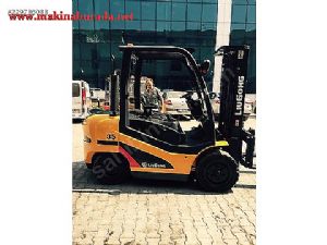 2012 Model 3500 Kg Forklift 