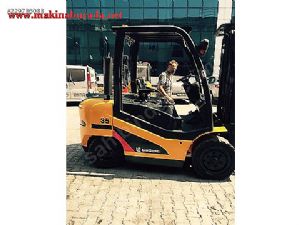 2012 Model 3500 Kg Forklift 