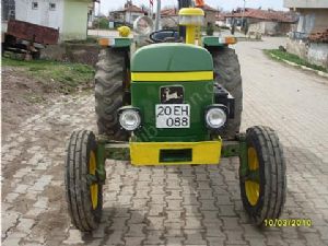 Satılık Bakımlı John Deere 1130 Traktör