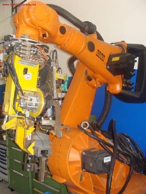 KUKA KR200-2 