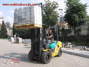 Kiralık 3 tonluk Forklift