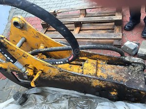 Orjinal JCB Hammer Master Kırıcı Dosta Gider