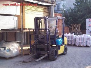 2004 Model Komatsu Forklift - Dizel - 3 Tonluk