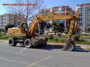 Takas-Satılık 2004 Model Liebherr A904 