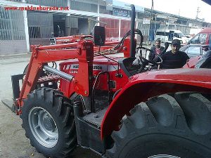 traktör kepçe massey / CANLI TARIM IS MAKINALARI - foto 1