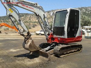 ACİL SATILIK 2012 MODEL FUL AKSESUAR TB235 TAKEUCHI EXCAVATOR