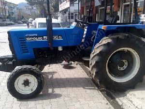 Temiz New Holland Traktör satılıktır 2004 model