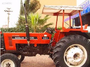 Satılık 2000 Model NewHolland 70 56