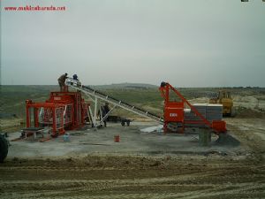 ACİL SATILIK BETON PARKE BORDÜR VE BRİKET MAKİNASI UYGUN FİYATA