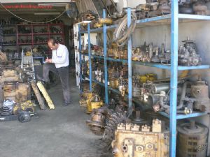KOMATSU CAT VOLVO SUMİTOMO ÇUKUROVA İŞ MAKİNASI MOTORLARI VE PARÇALARI