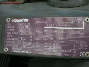 KOMATSU 2010 MODEL 5 TON