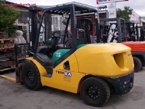 KOMATSU 2010 MODEL 5 TON