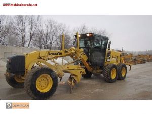 2002  Model Komatsu GD655 Rİiperli 7100 Saat