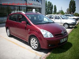 2005 model Toyota Corolla 1.6 Verso Elegant
