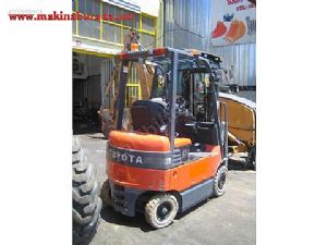 Satılık-Kiralık 2 Adet 2004 Model Toyota Forklift