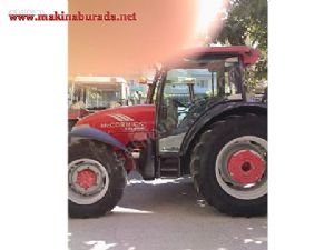 İtimat gleriden satılk McCORMICK marka 2006 model traktör