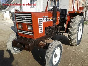 4X2 Türk 5556 Traktör