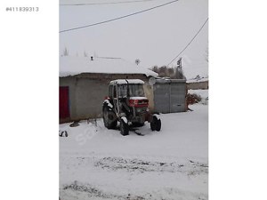 İngiliz Köşeli Gardan Massey Ferguson Marka Traktör