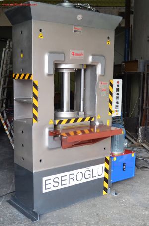 150 TON KAUÇUK PRESİ ( SIFIR )