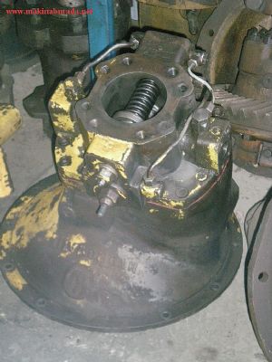 LİEBHERR 902 LİEBHERR 921 CAT 225 CAT 235 CAT 215 FAI JCB YÜRÜYÜŞ POMPALARI POMPA