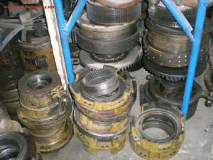  2.EL KOMATSU GREYDER ŞANZIMAN AKİS ÖN FORYA VE ARKA FORYA