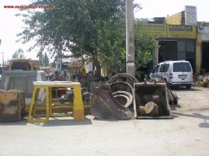 Komatsu Beko Loder Kabini