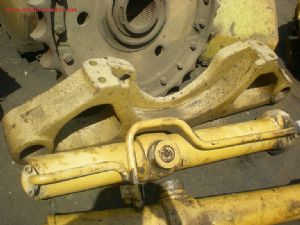  2.EL KOMATSU GREYDER ŞANZIMAN AKİS ÖN FORYA VE ARKA FORYA